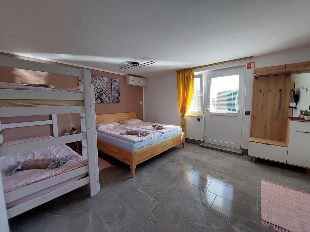 Apartma Zirovnik Cerklje na Gorenjskem Exterior foto